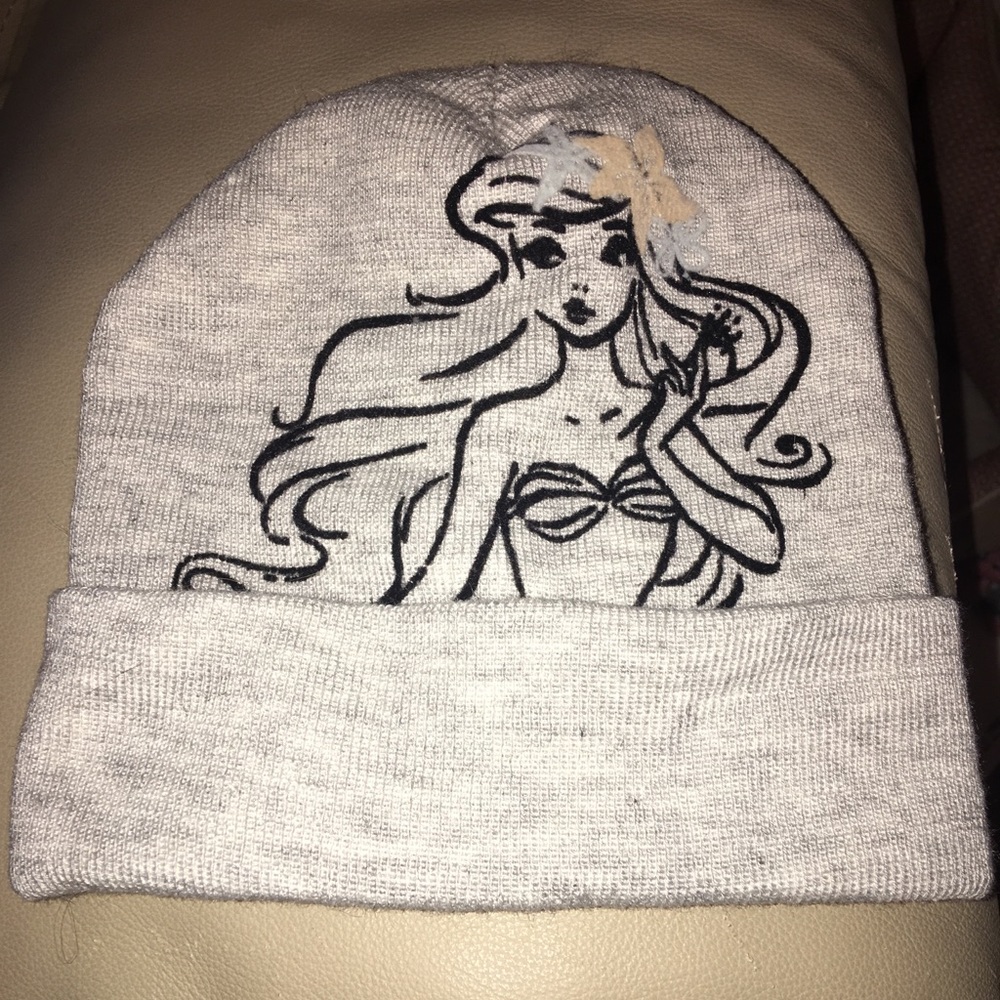 Ariel Beanie.